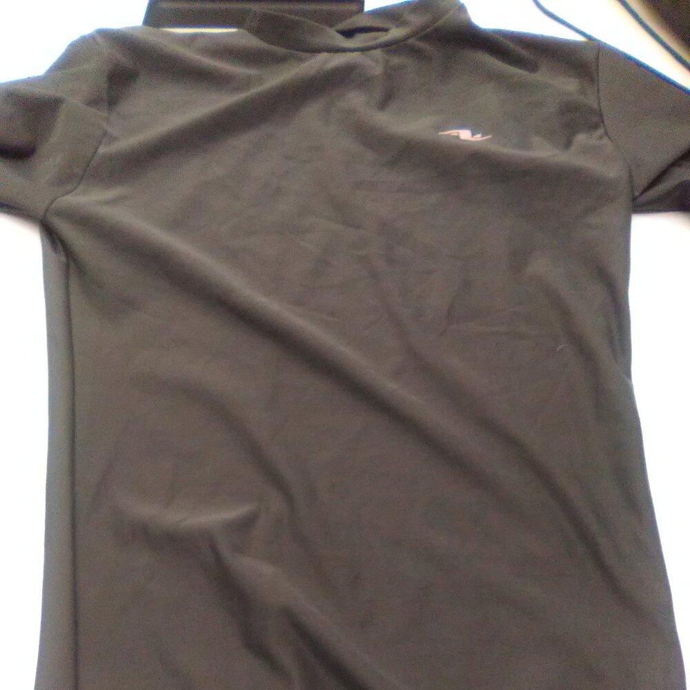 Athletic Works top